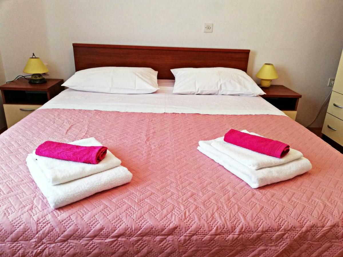 Apartmani Anda Trogir Bagian luar foto